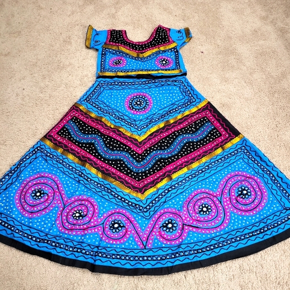 Lehnga choli - Picture 1 of 4